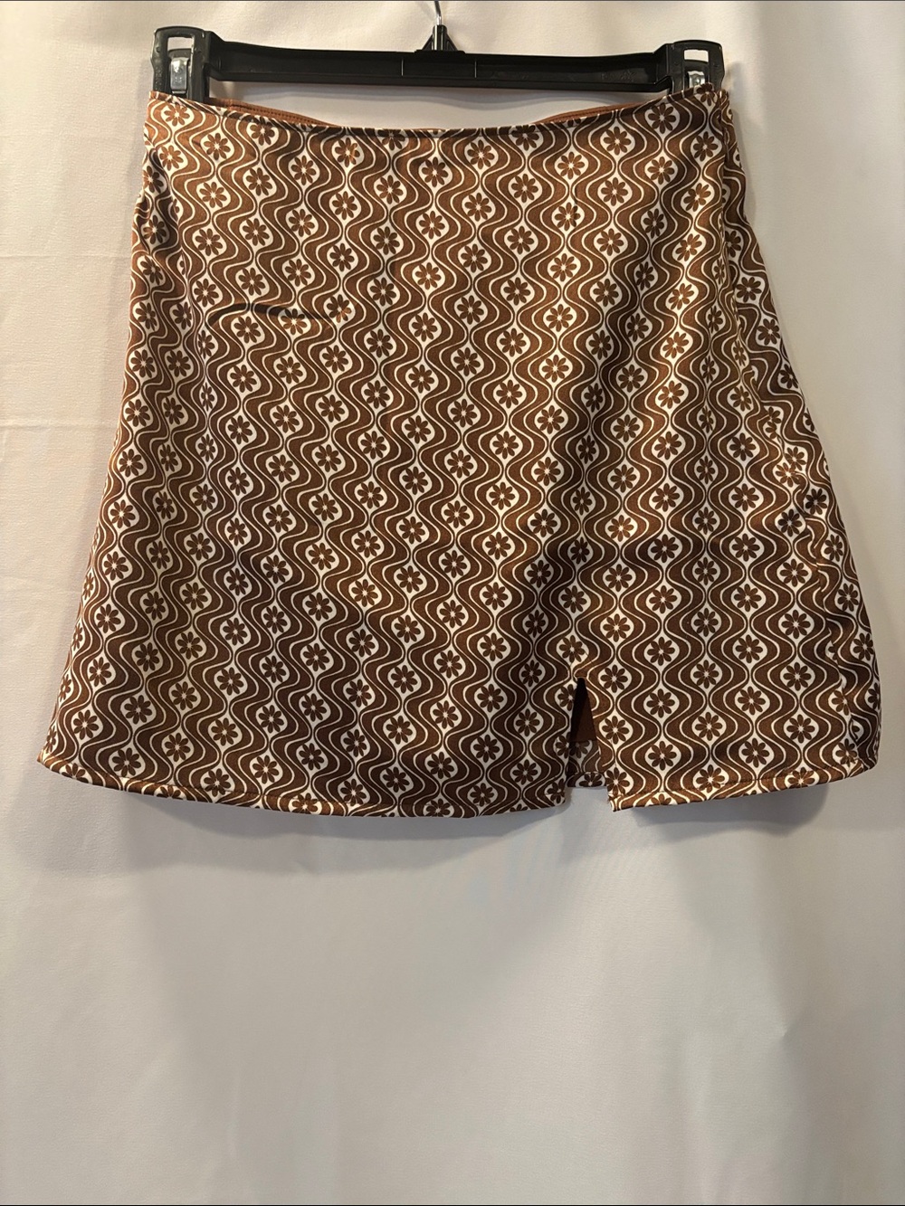 Hollister Brown and White High-Rise Satin Skirt - size XXS